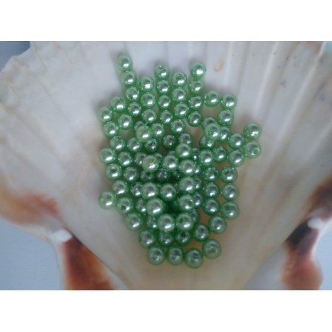 Plastové korálky 6mm zelené
