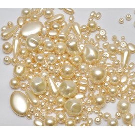 sklenené perle mix farieb a tvarov krémová